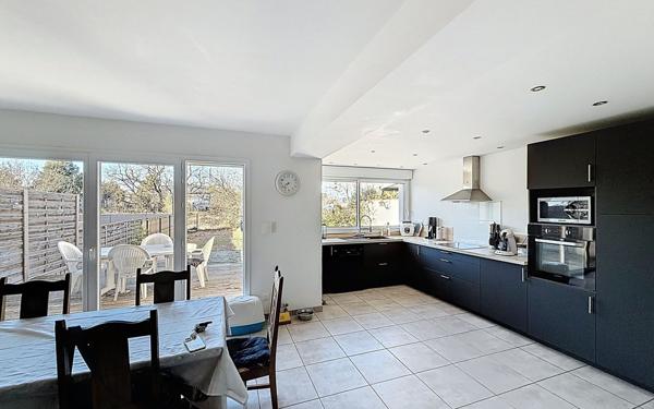 Maison à vendre    4 pièces • 101 m2 Lunel-Viel