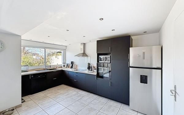 Maison à vendre    4 pièces • 101 m2 Lunel-Viel