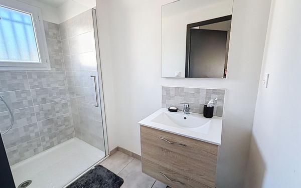 Maison à vendre    4 pièces • 101 m2 Lunel-Viel