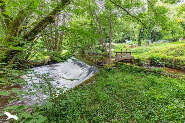 Maison à vendre |  Crozon-sur-Vauvre |  7 pièces | 183 m²