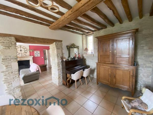 14270 Proche St Pierre sur dives maison de 236 m² + dépendance