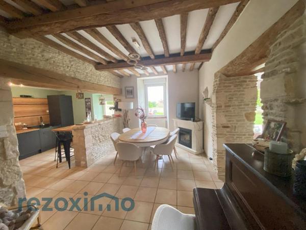 14270 Proche St Pierre sur dives maison de 236 m² + dépendance