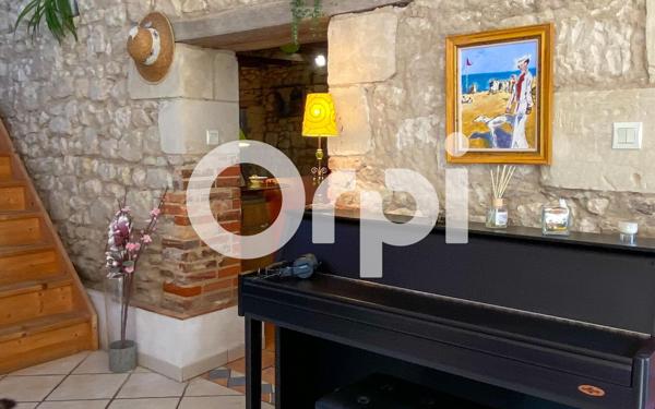 Maison à vendre    6 pièces •  Fontaine-Guérin