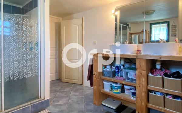 Maison à vendre    6 pièces •  Fontaine-Guérin