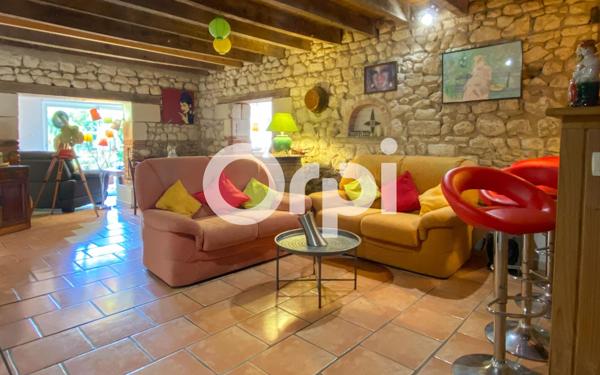 Maison à vendre    6 pièces •  Fontaine-Guérin