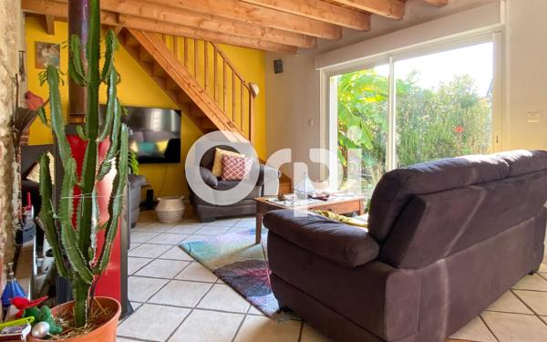 Maison à vendre    6 pièces •  Fontaine-Guérin