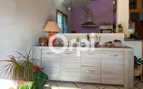 Maison à vendre    6 pièces •  Fontaine-Guérin