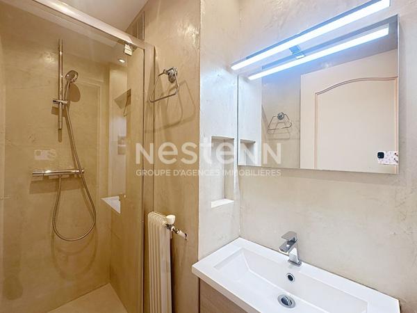 Appartement 5 pièces 3 chambres avec grand balcon cave et parking - 69500 BRON