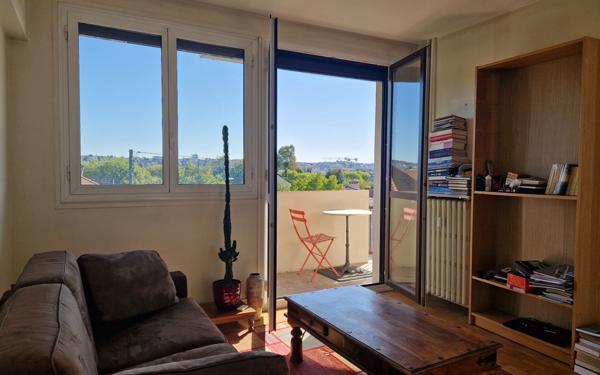 Appartement à vendre    2 pièces •  Saint-Maur-des-Fossés
