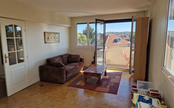 Appartement à vendre    2 pièces •  Saint-Maur-des-Fossés