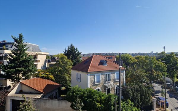 Appartement à vendre    2 pièces •  Saint-Maur-des-Fossés
