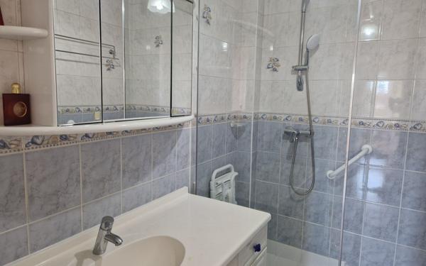 Appartement à vendre    2 pièces •  Saint-Maur-des-Fossés