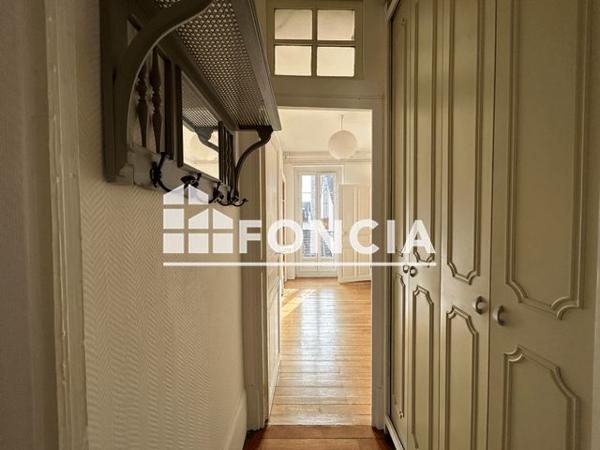 Location Appartement 7 pièces 127.4 m² - 5 RUE DE MONTIGNY Dijon 21000