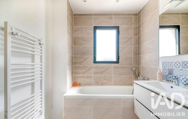 Maison à vendre 5 pièces 114,98 m² Mûrs-Erigné