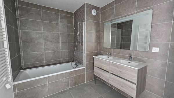 Appartement Nimes 3 pièces 67m2