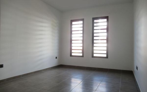 Appartement à louer    2 pièces •  Remire-Montjoly