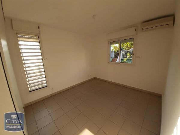 Appartement à louer 3 pièces 62.58m² Saint-Joseph (97480)