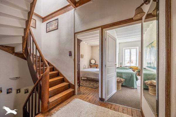 Maison à vendre 314 160 € Melle 10 p 258 m² DPE E