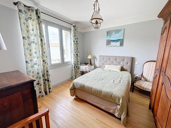 GRANDE MAISON A VENDRE A PAMIERS SANS TRAVAUX / DOUBLE HABITATION