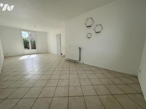 HENNEBONT rive droite maison de plain pied sur 678 m² de terrain