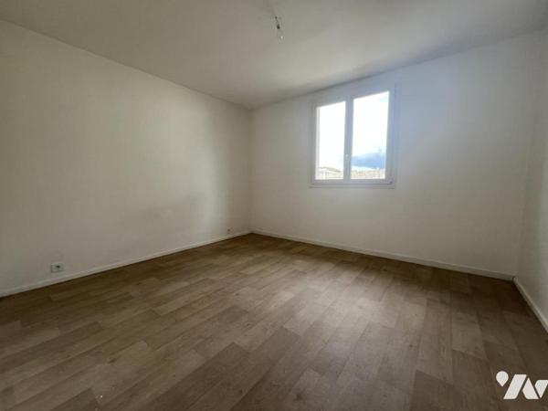 HENNEBONT rive droite maison de plain pied sur 678 m² de terrain