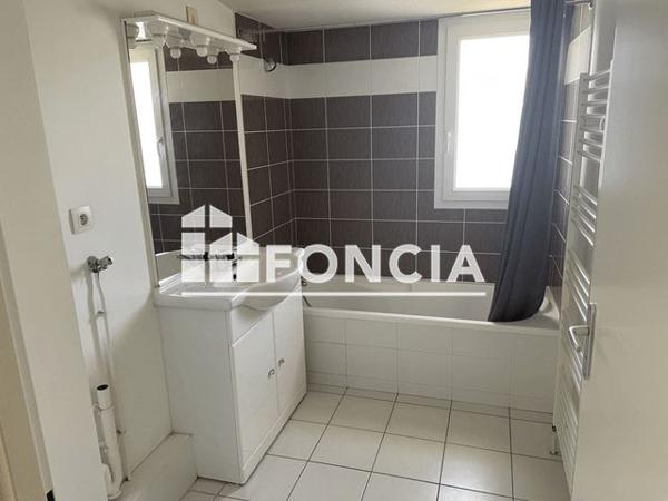 Location Appartement 4 pièces 80.08 m² - LE CARRE SAINT MARTIN Brest 29200