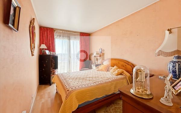 Appartement à vendre    4 pièces • 74,78 m2 Argenteuil