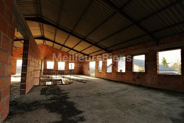 BATIMENT SANS CONFORT A RÉHABILITER