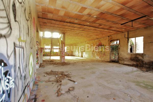 BATIMENT SANS CONFORT A RÉHABILITER