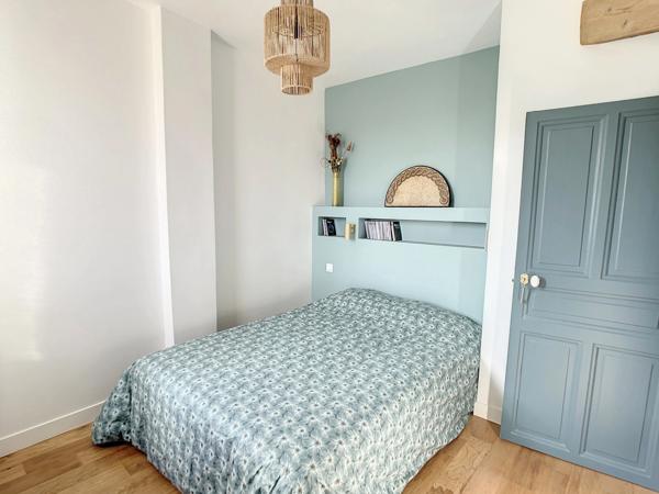 Dpt Hauts de Seine (92), à louer SAINT CLOUD appartement T2 48 M2