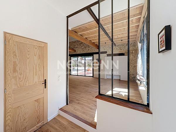 Maison d'architecte atypique 5 pièces de 145.7 m2 avec extérieur & piscine au coeur de Marcorignan à proximité de Narbonne 11120