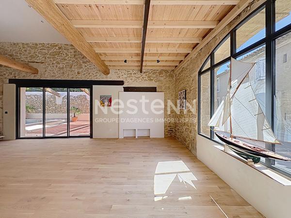 Maison d'architecte atypique 5 pièces de 145.7 m2 avec extérieur & piscine au coeur de Marcorignan à proximité de Narbonne 11120