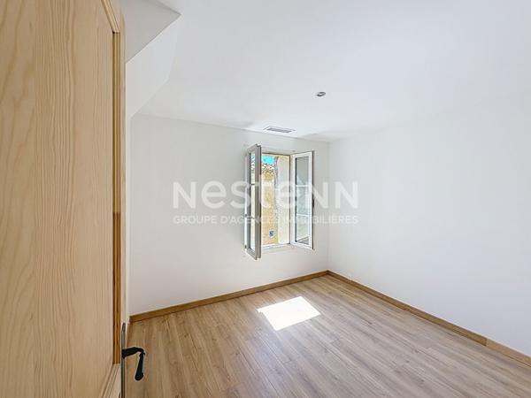 Maison d'architecte atypique 5 pièces de 145.7 m2 avec extérieur & piscine au coeur de Marcorignan à proximité de Narbonne 11120