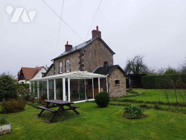 A VENDRE. Maison. LA LANDE PATRY. Sud Orne. Basse Normandie.
Dans un environnement semi-urbain...