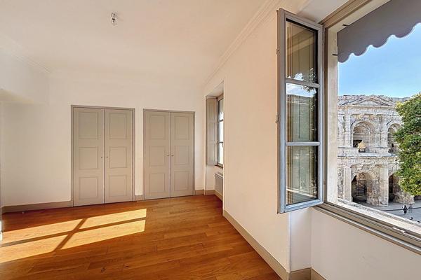 Vente Appartement de luxe Nîmes 4 Pièces 126.24 m²