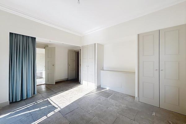 Vente Appartement de luxe Nîmes 4 Pièces 126.24 m²