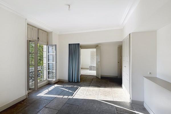 Vente Appartement de luxe Nîmes 4 Pièces 126.24 m²