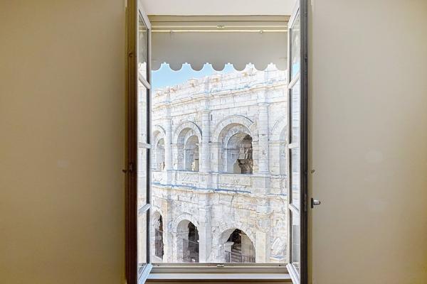 Vente Appartement de luxe Nîmes 4 Pièces 126.24 m²