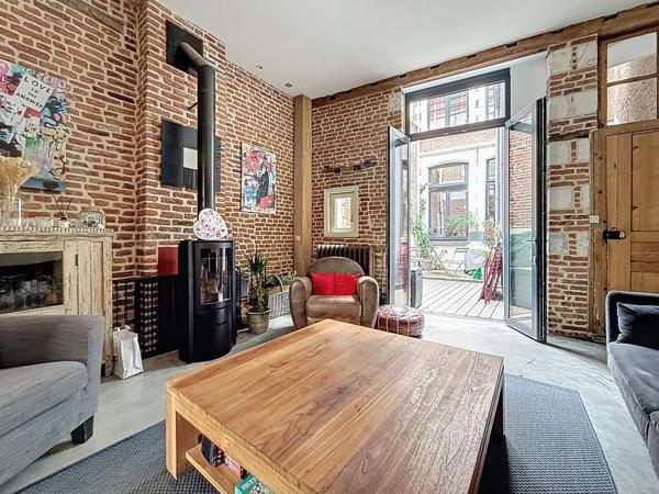 Au coeur du Vieux Lille, superbe maison de 202 m2 hab. 5 chambres