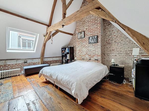 Au coeur du Vieux Lille, superbe maison de 202 m2 hab. 5 chambres