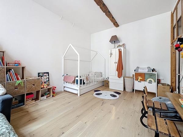 Au coeur du Vieux Lille, superbe maison de 202 m2 hab. 5 chambres