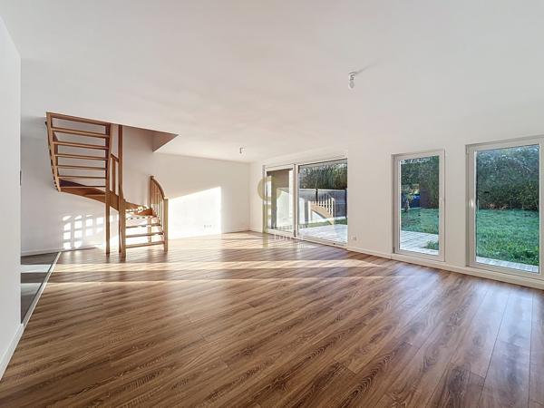 Maison 4 chambres secteur Cousinerie