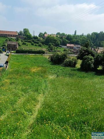 Terrain constructible de 3 330 m²