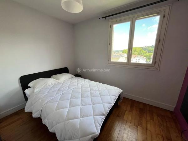 Location                                                      Appartement
                        
                     3 pièces                      53 m2                     à Vienne