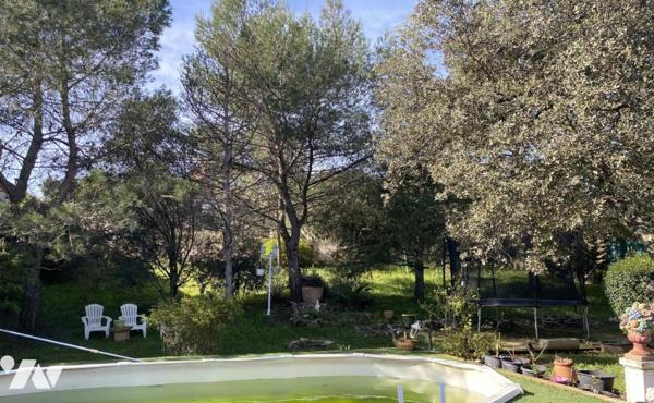 Villa T6 avec jardin 