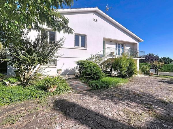 A vendre Maison à Auch 6 pièces 99.80 m2 proche commerce