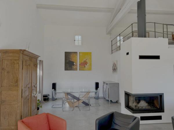 Ollioules Faveyrolles – Villa rénovée au calme absolu – 4000 m² – Aperçu mer – Proche Sanary