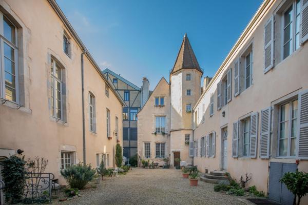 Vente Appartement de luxe Beaune 4 Pièces 153 m²