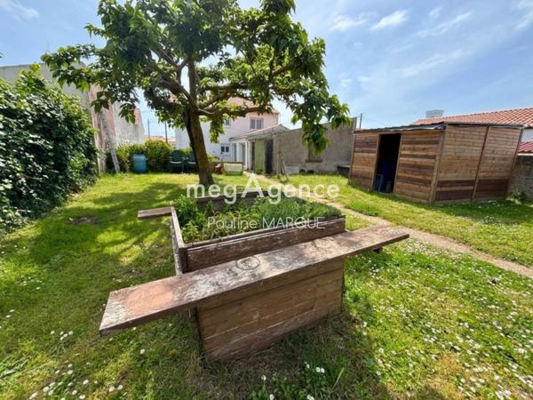 Maison à SAINT-GILLES-CROIX-DE-VIE, 85800 - 8 pièces 177m²