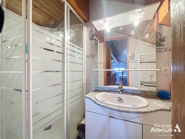 Maison 8 pièces 194 m2